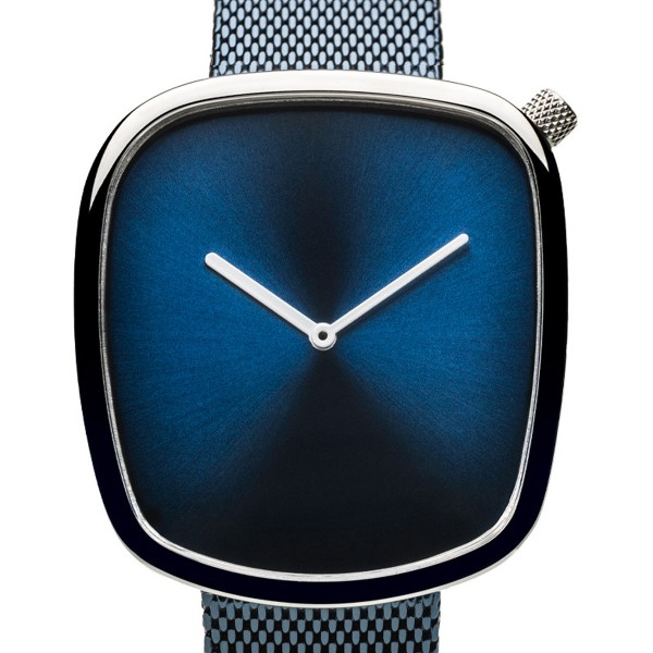 Bering Unisex Uhr Classic Blau Glänzend 18040-307