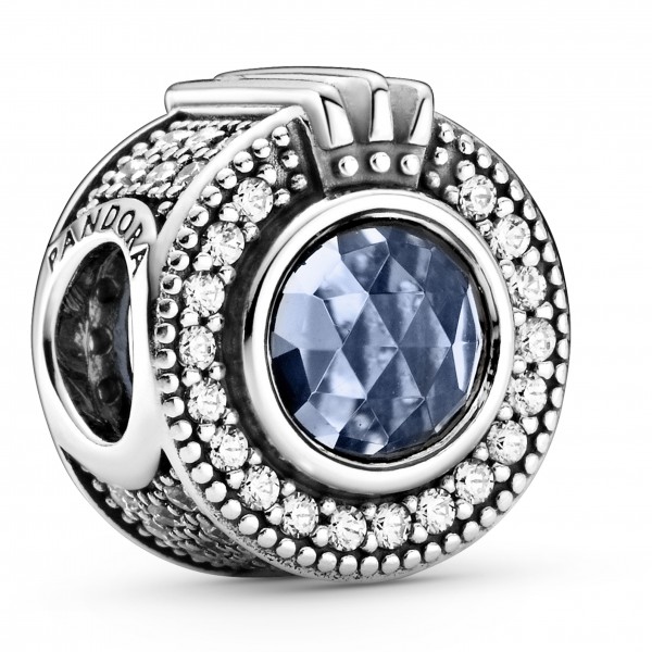 Funkelndes blaues Crown O PANDORA Charm 799058C01